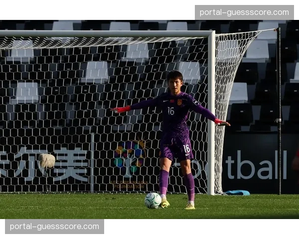 加的斯门将连续三次神扑,力保球门不失获主场球迷掌声致敬 加的斯门将连续三次神扑,力保球门不失获主场球迷掌声致敬